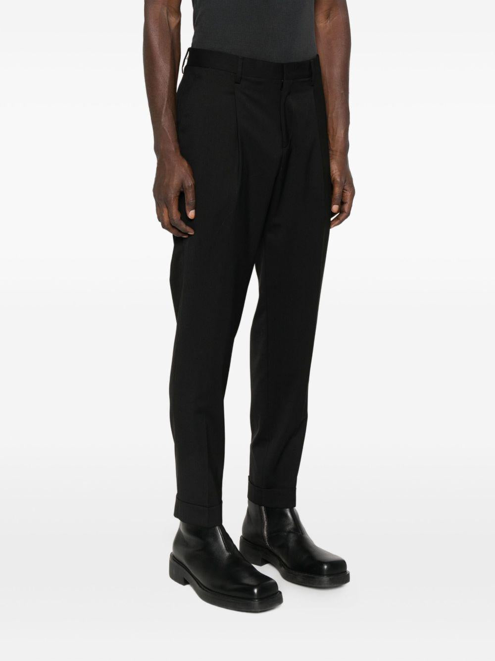 Pantaloni neri Tiberio con pieghe 