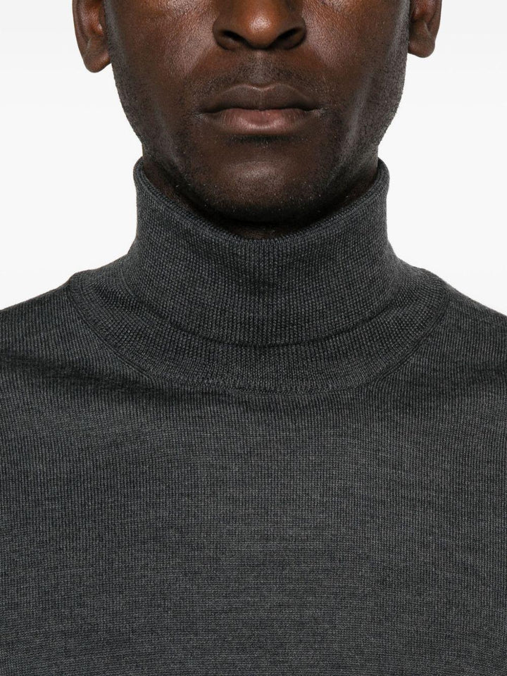 Maglione a collo alto grigio 