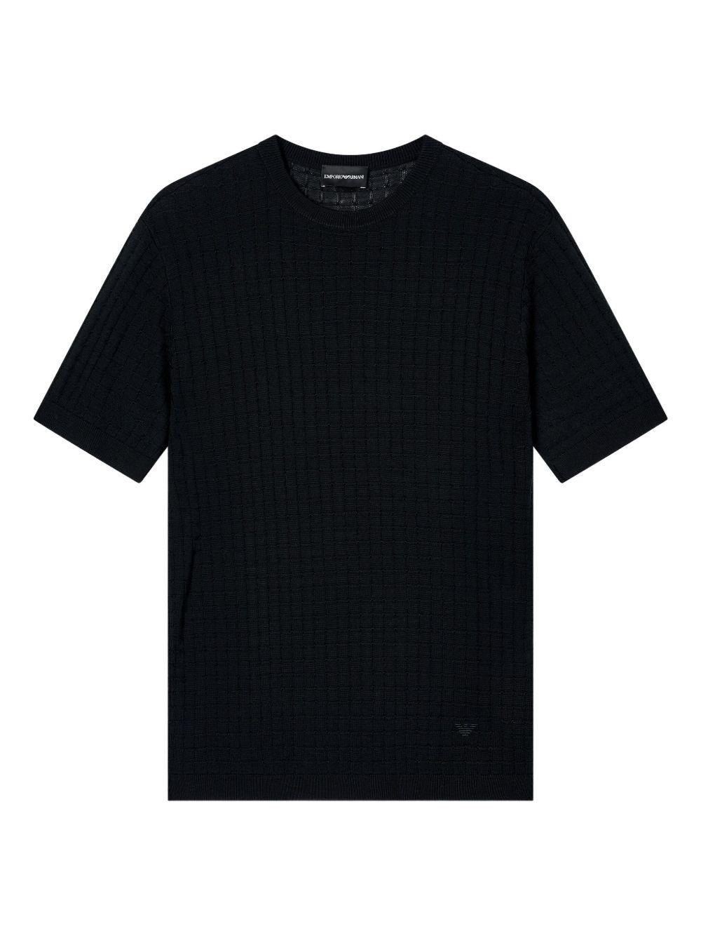 T-shirt nera a maniche corte 