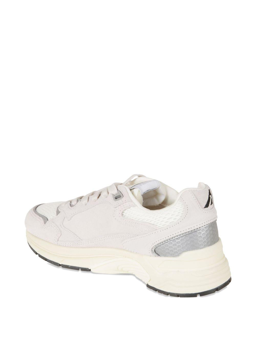 Sneakers con inserti in pelle 