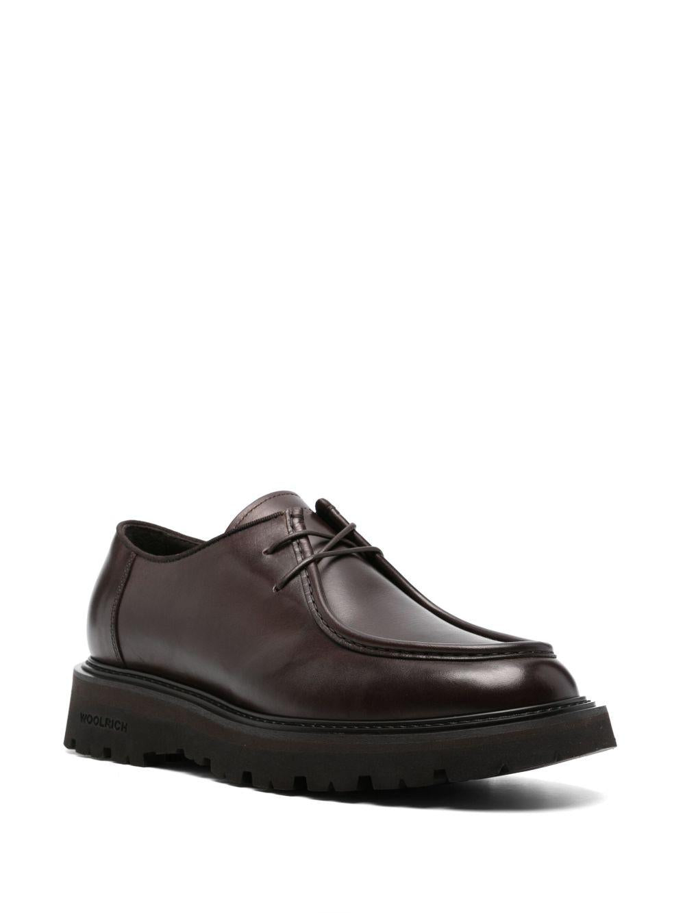 Derby in pelle marrone cedro 