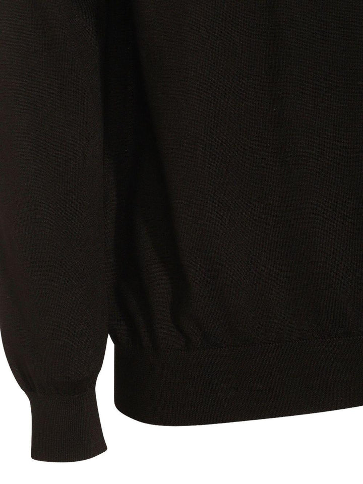 Maglione girocollo nero in lana 