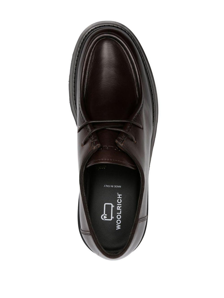 Derby in pelle marrone cedro 