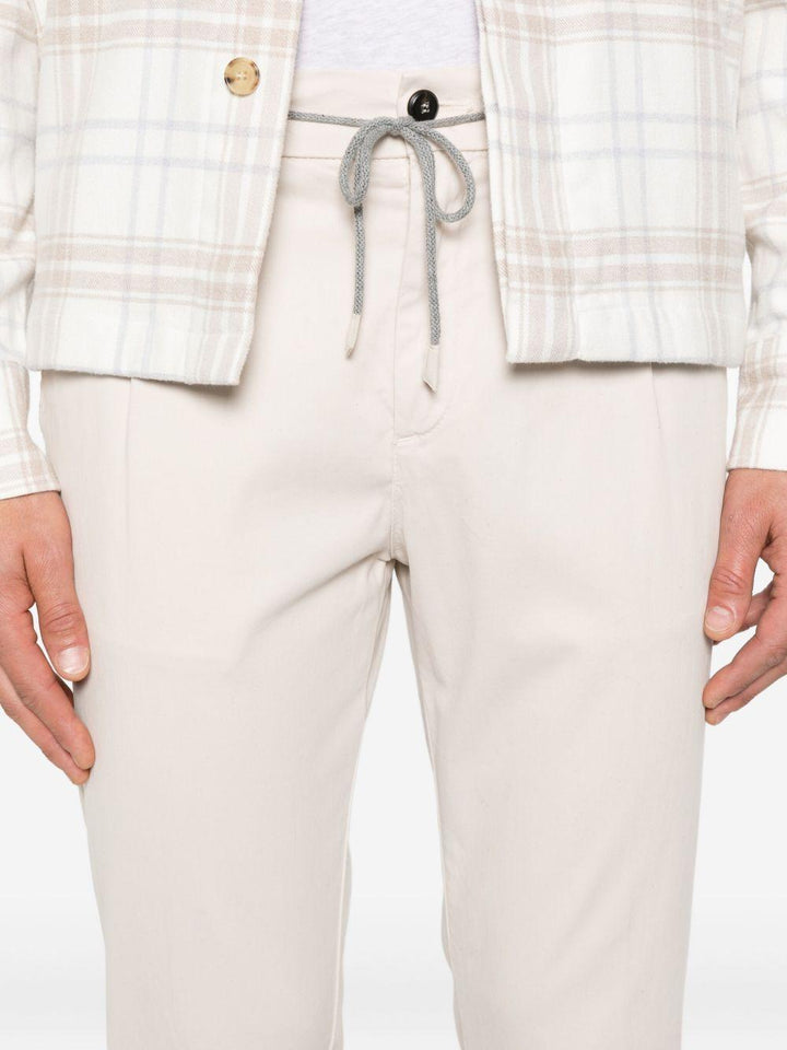 Pantaloni sabbia dritti con coulisse in vita 