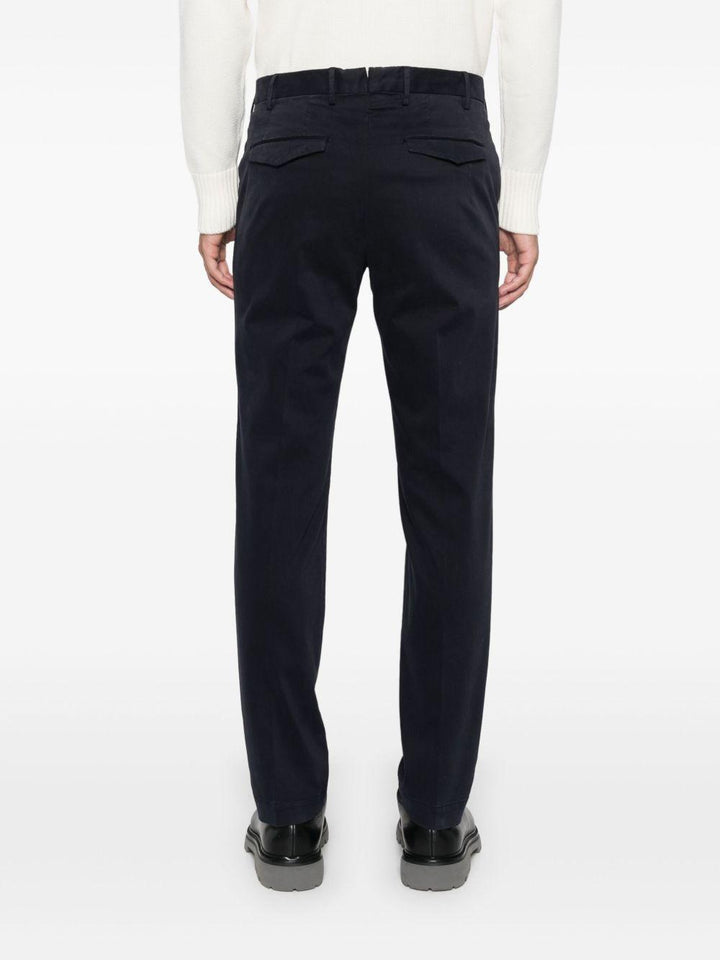 Pantaloni navy con pieghe 