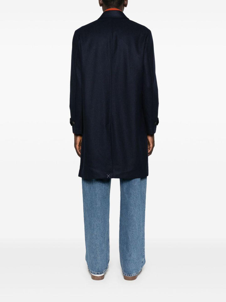 Cappotto blu con bottoni 
