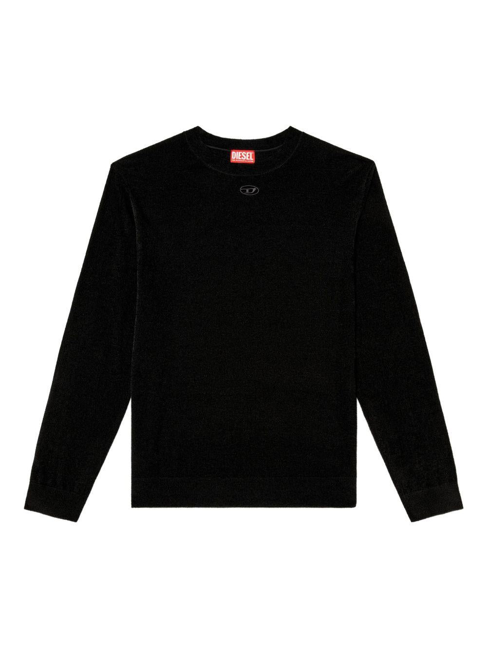 Maglione K-Cevro nero con placca Oval D 