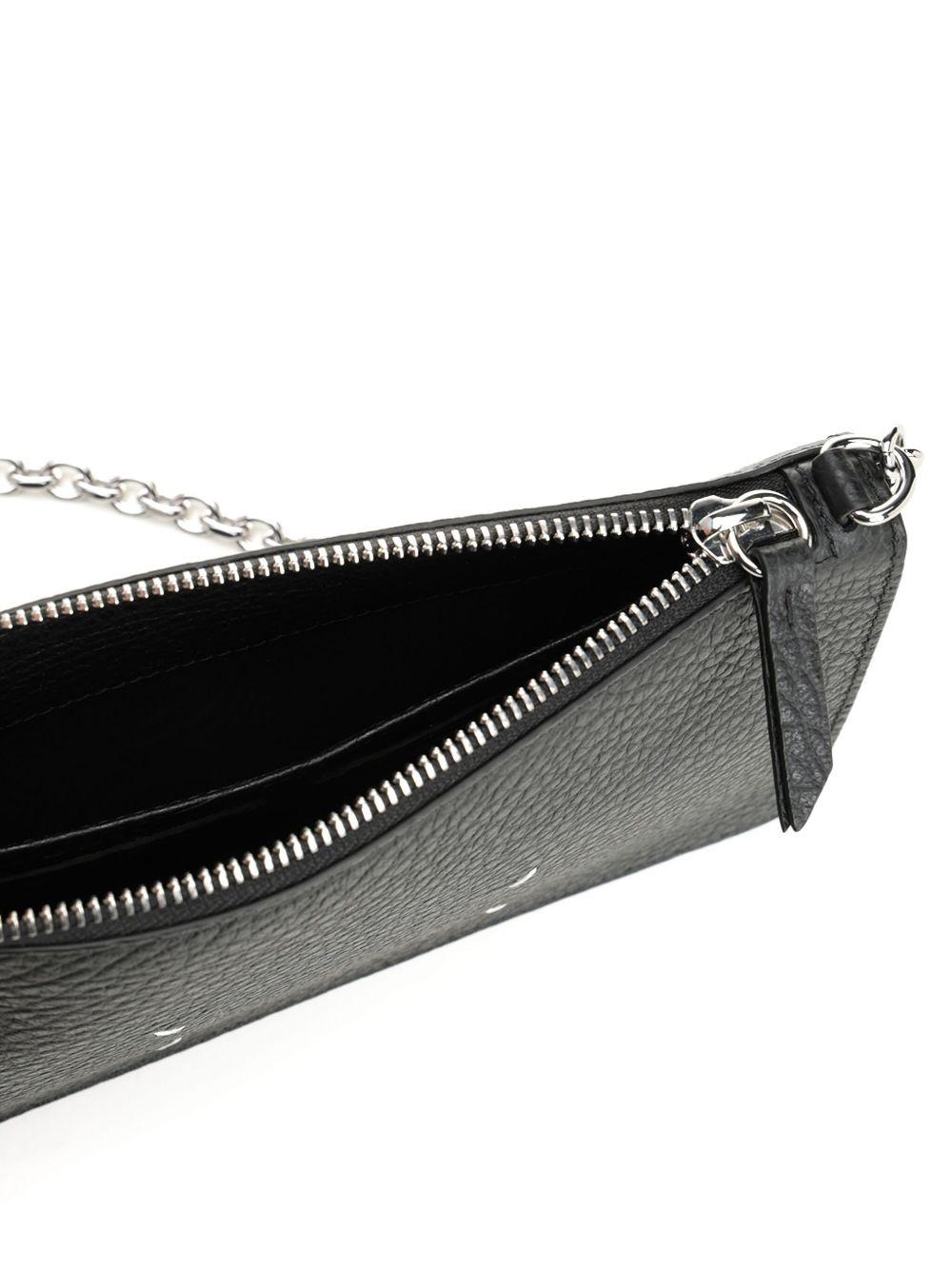 Clutch con logo 