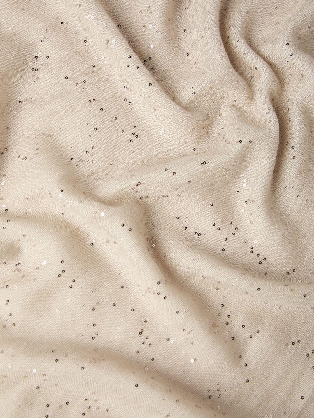Sciarpa con paillettes 