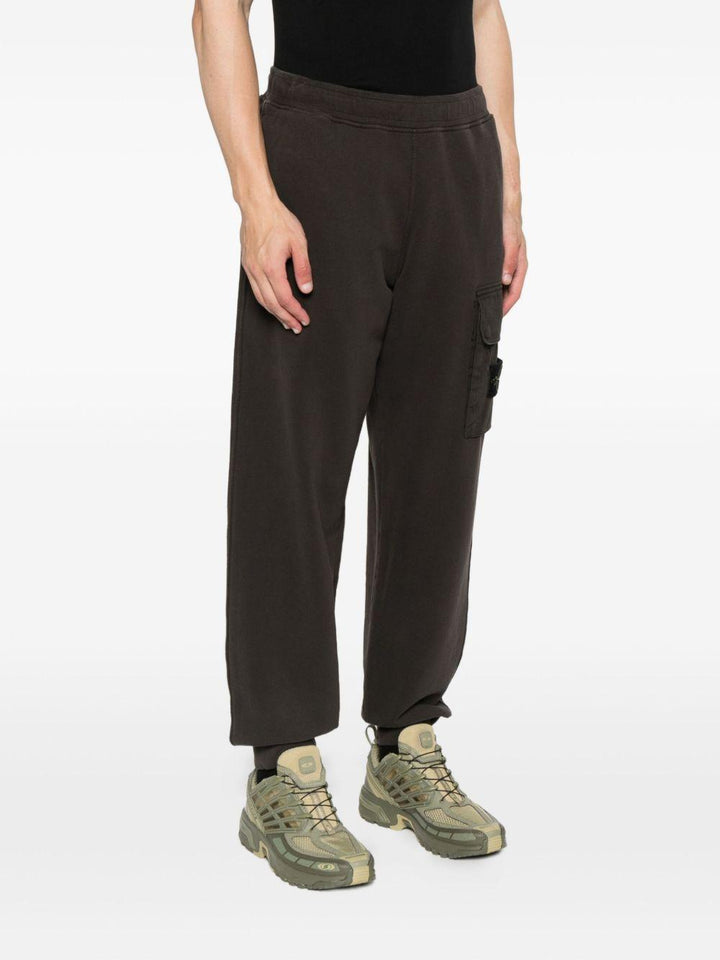 Pantaloni sportivi grigio scuro con applicazione logo 