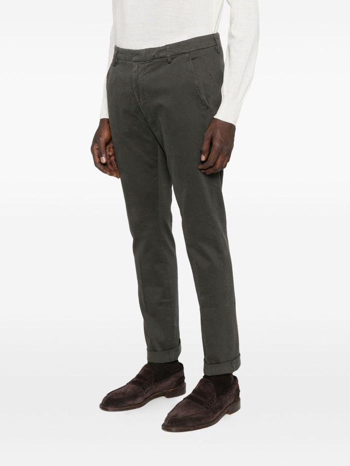Chino verde in cotone con chiusura nascosta 