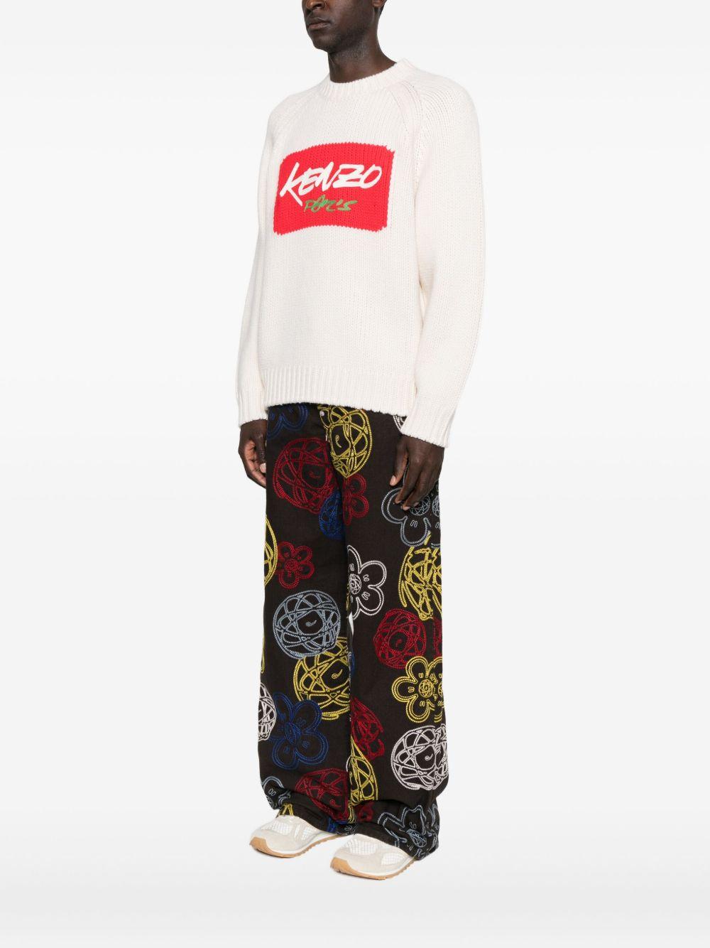 Maglione bianco girocollo con logo 