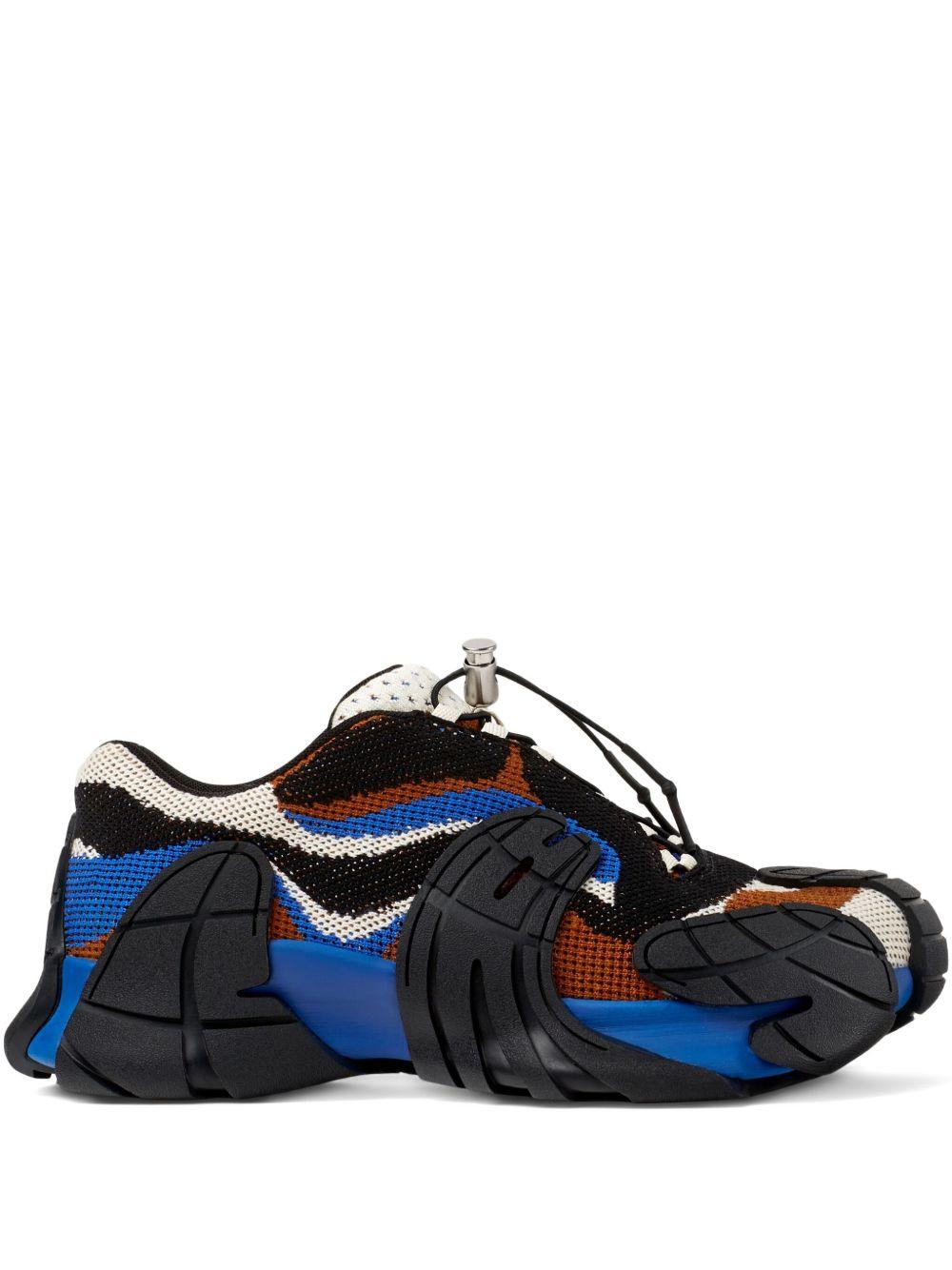 Sneakers Tormenta bianche, marroni, nere e blu 