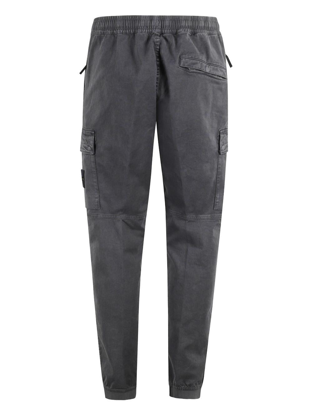 Cargo grigi con tasche 