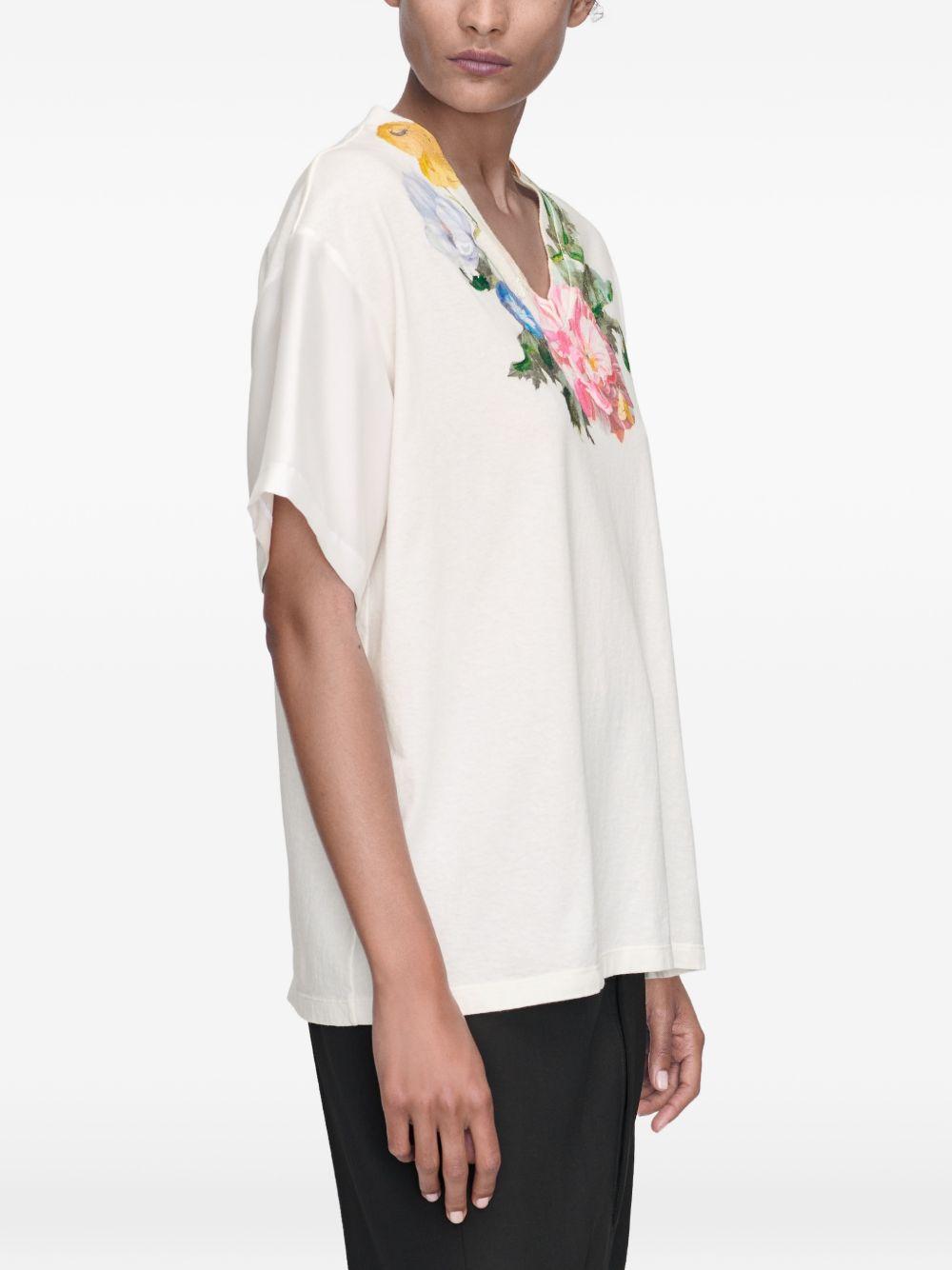 T-shirt con scollo a V 