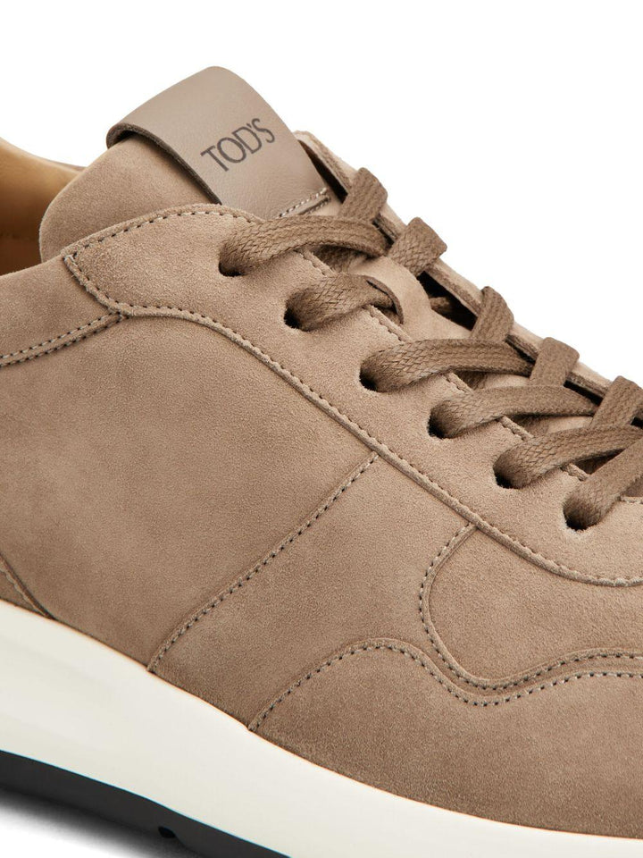 Sneakers in pelle scamosciata beige 