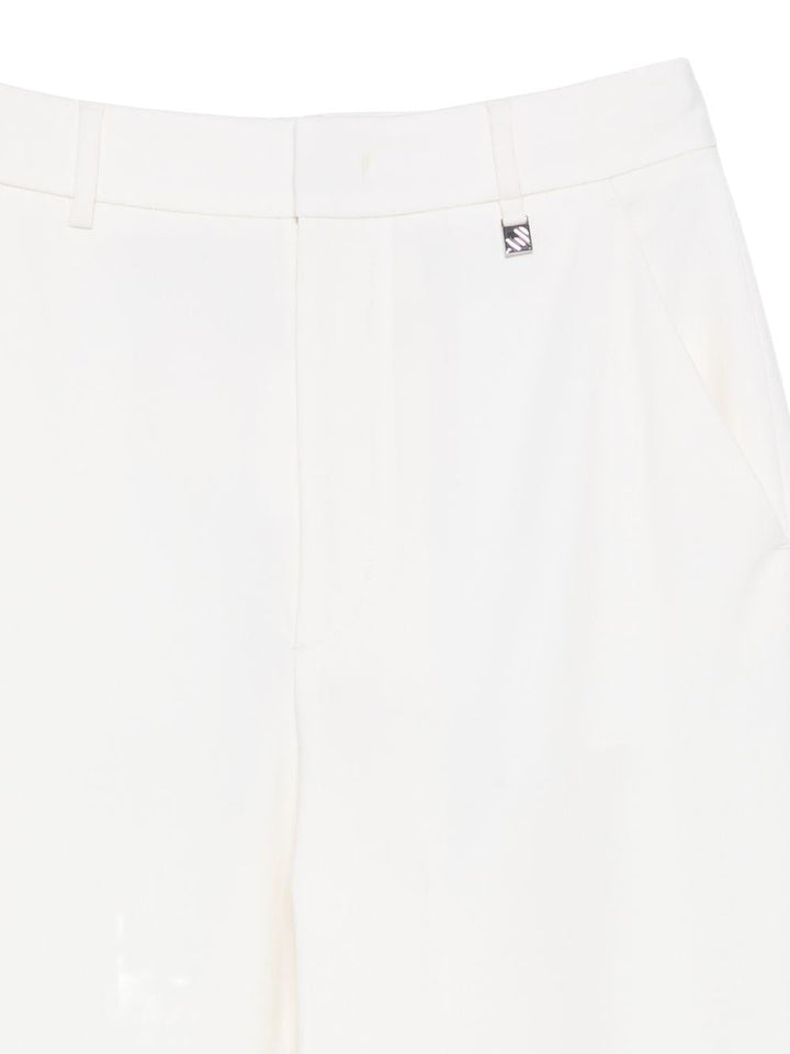 Pantaloni svasati 