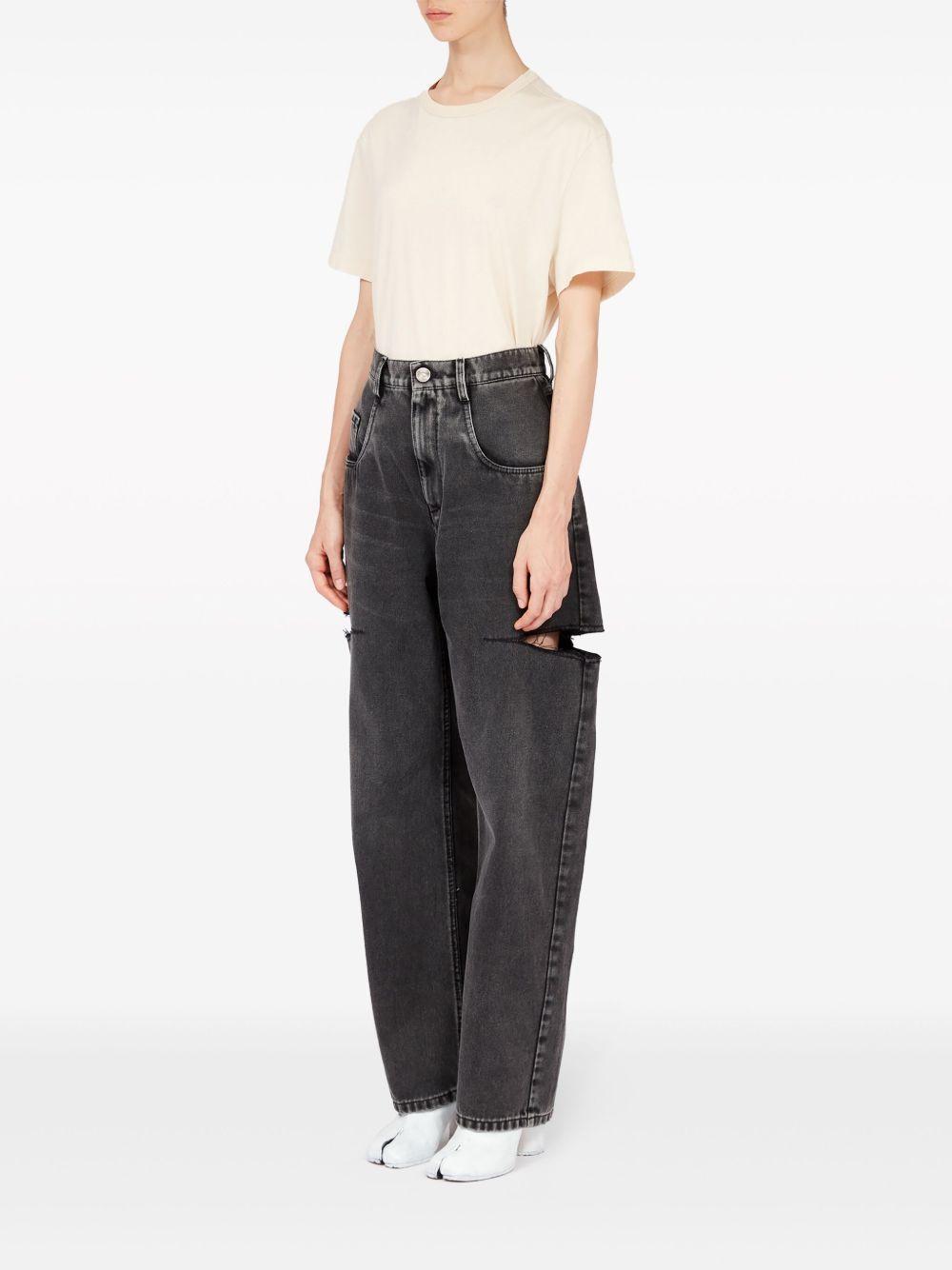Jeans affusolati a vita alta 