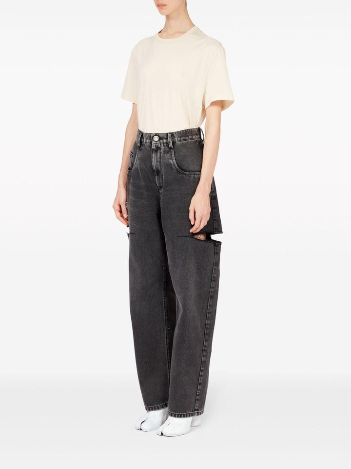 Jeans affusolati a vita alta 