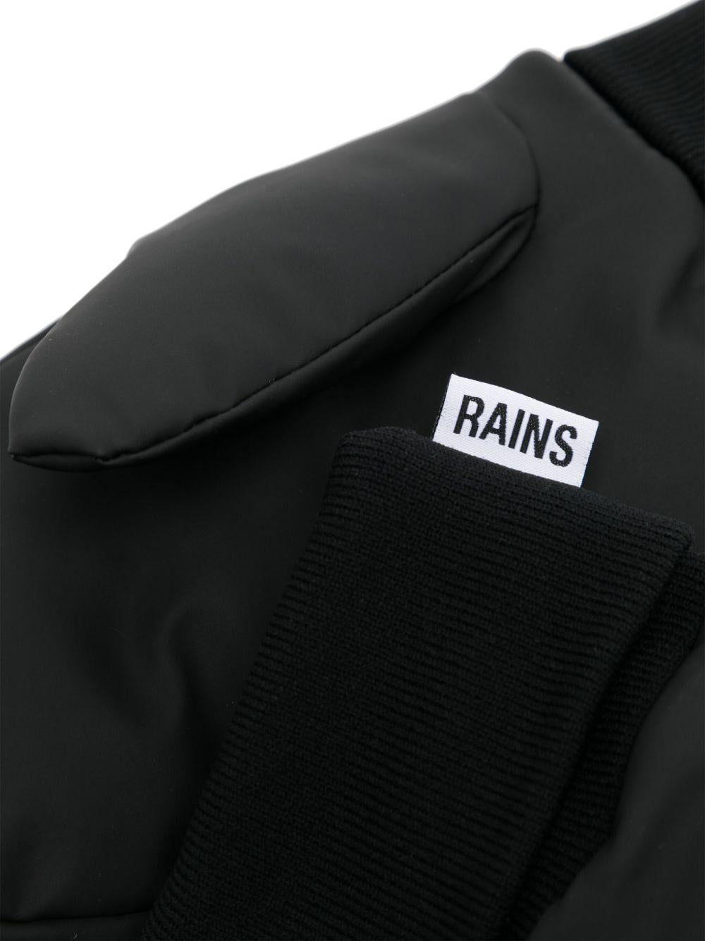Muffole imbottite con logo nero 