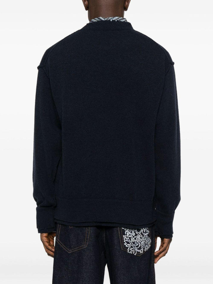 Maglione blu girocollo effetto vissuto 