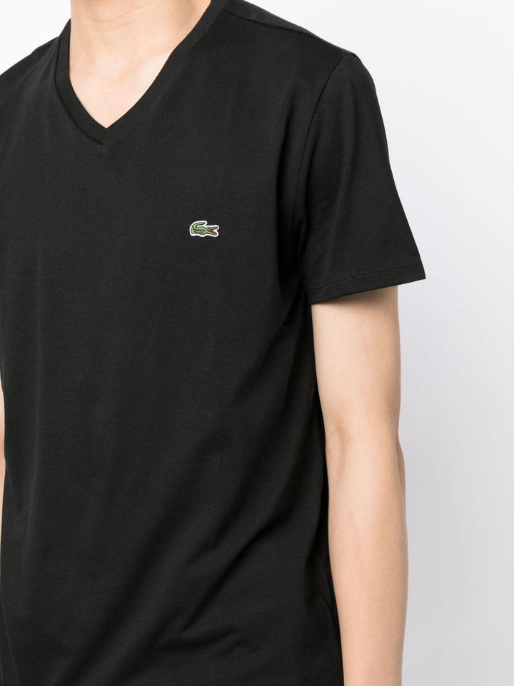 T-shirt nera con scollo a V 