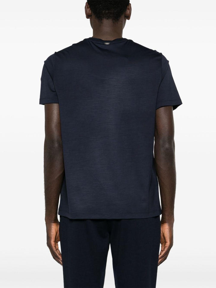 T-shirt blu navy con placca logo sul retro 