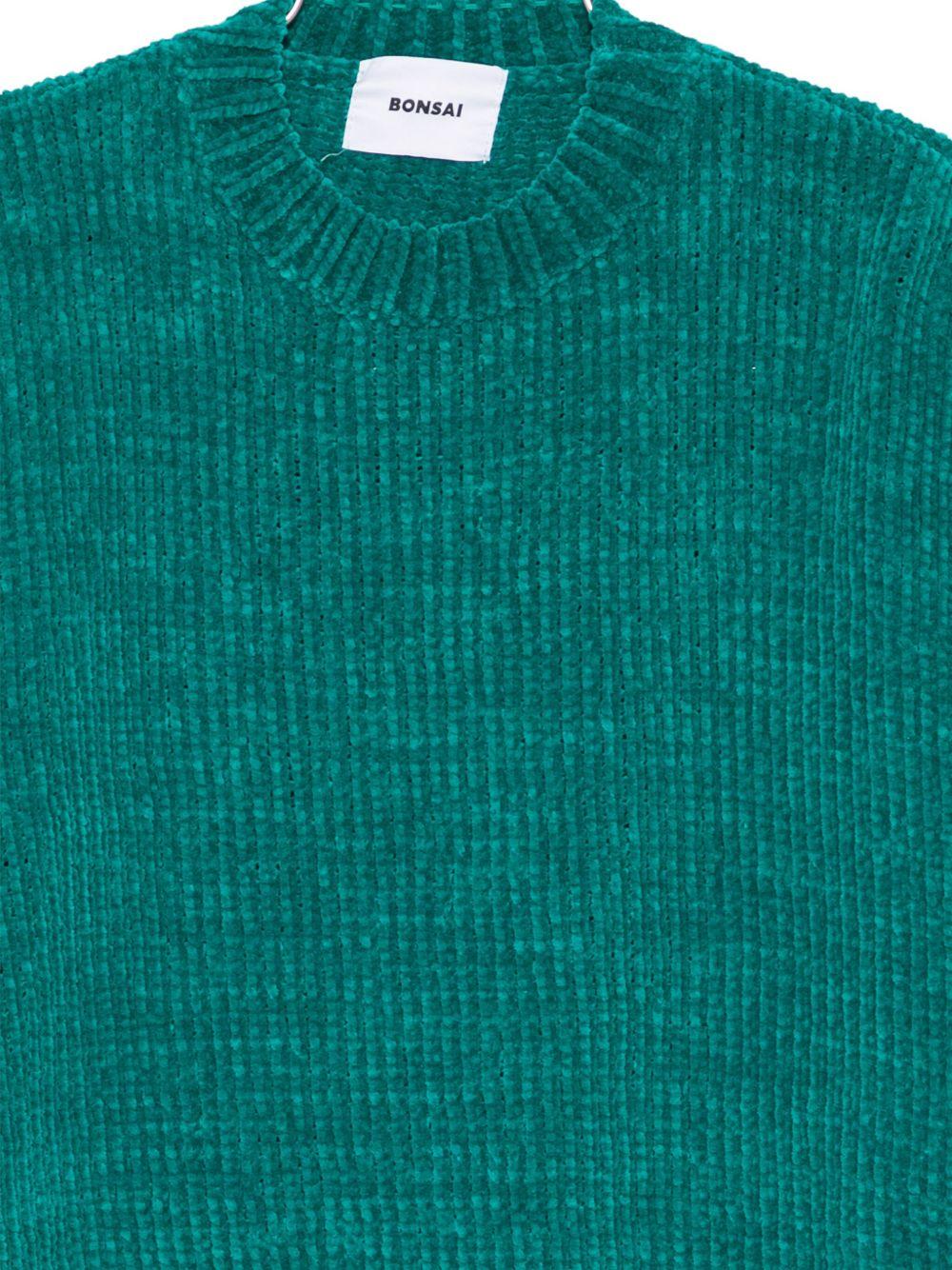 Maglione verde a coste girocollo 