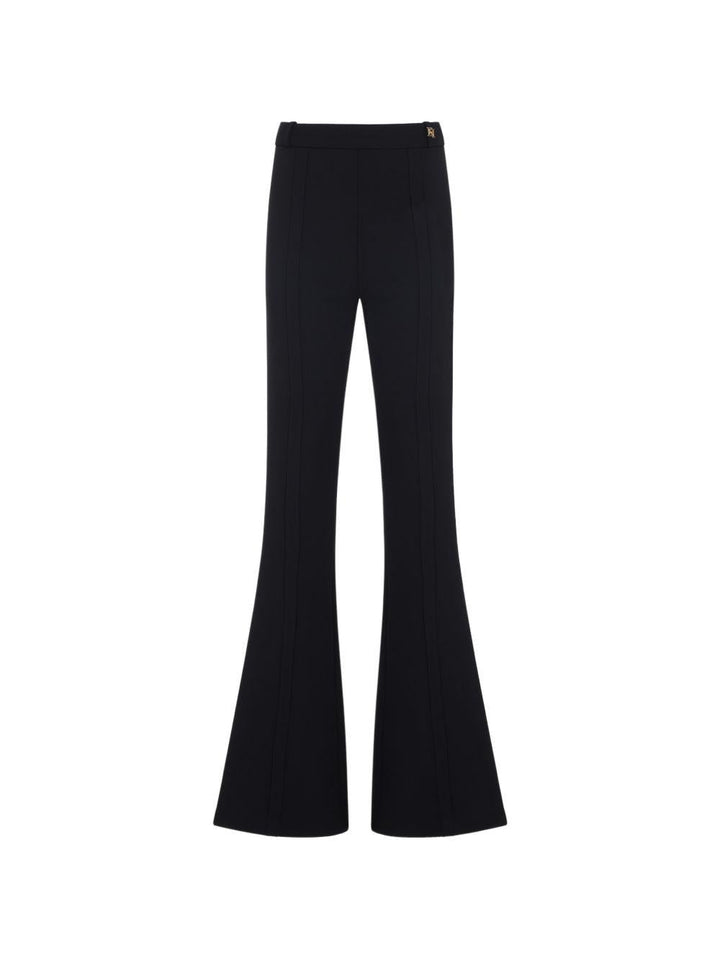 Pantaloni svasati 