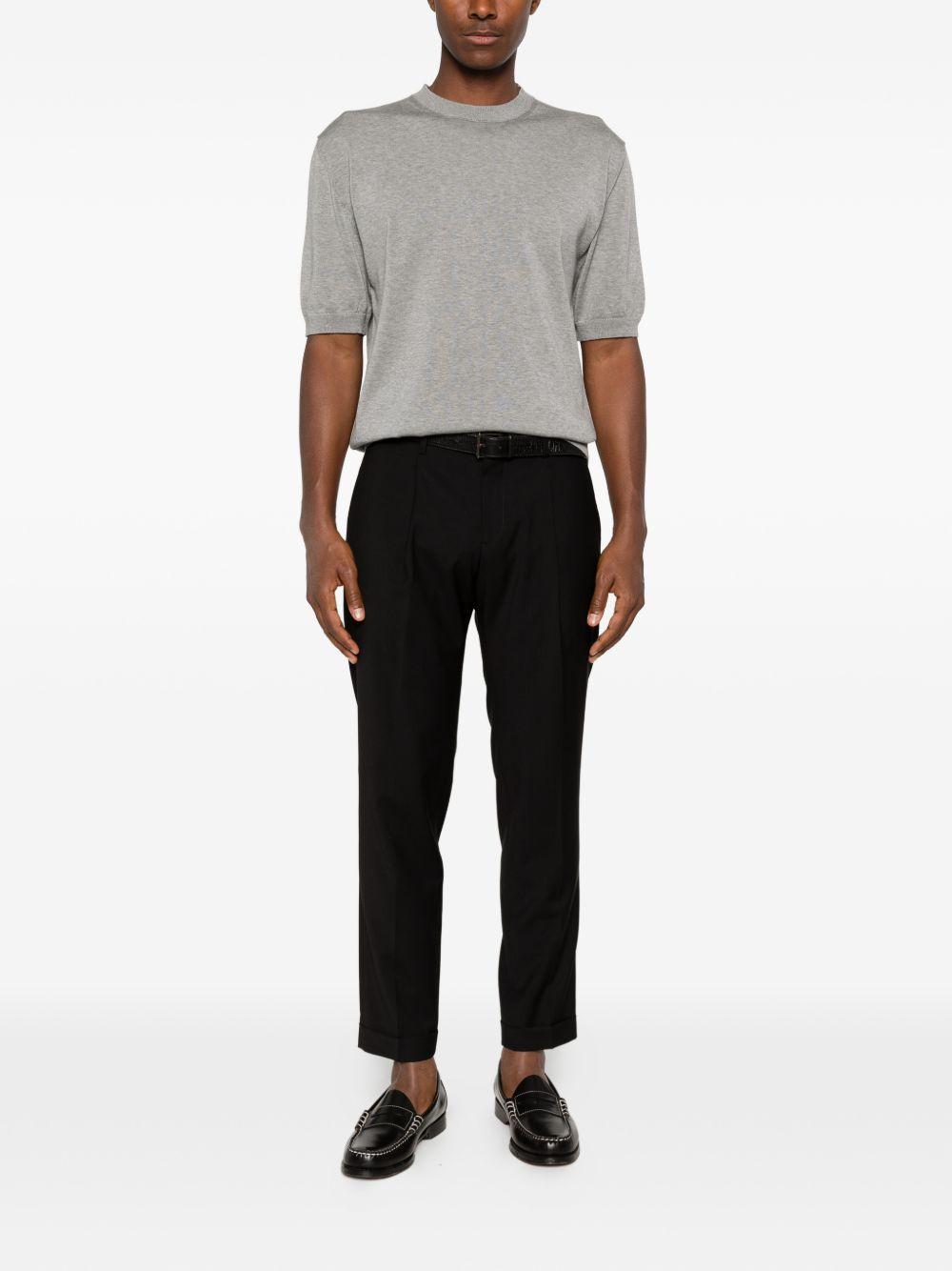 Pantaloni sartoriali neri con pieghe 