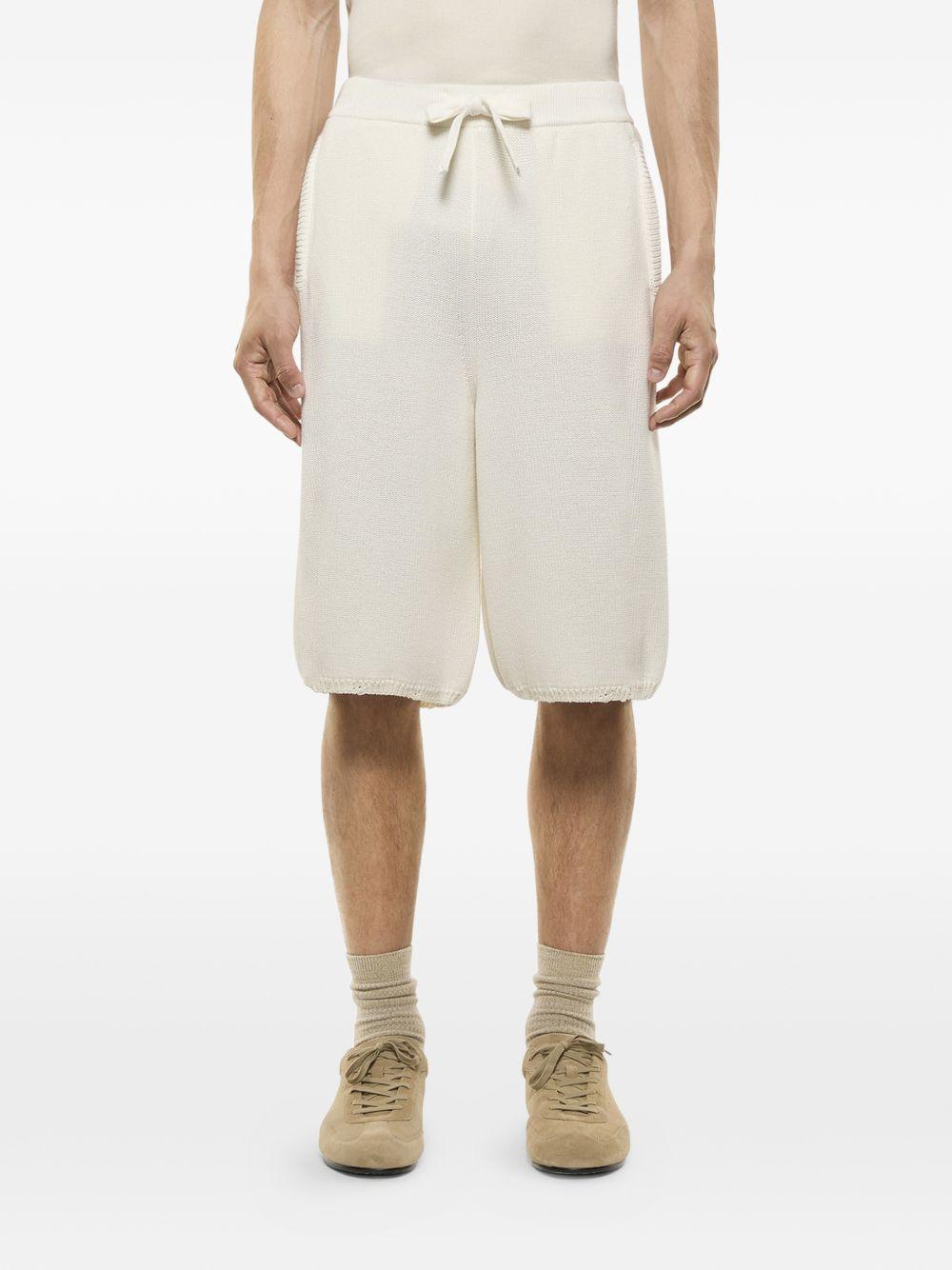 Shorts neroi in maglia con coulisse 